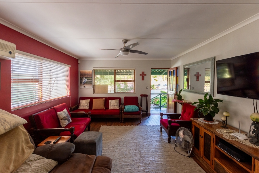 4 Bedroom Property for Sale in Laaiplek Western Cape